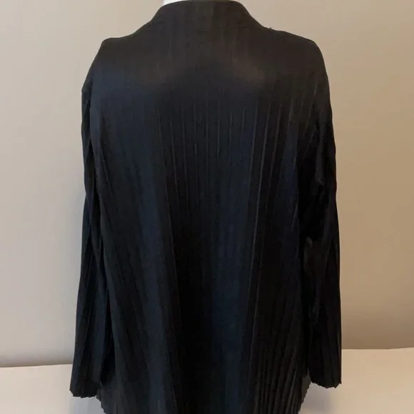Draped Plisse Cardigan/Jacket - Picture 6 of 9
